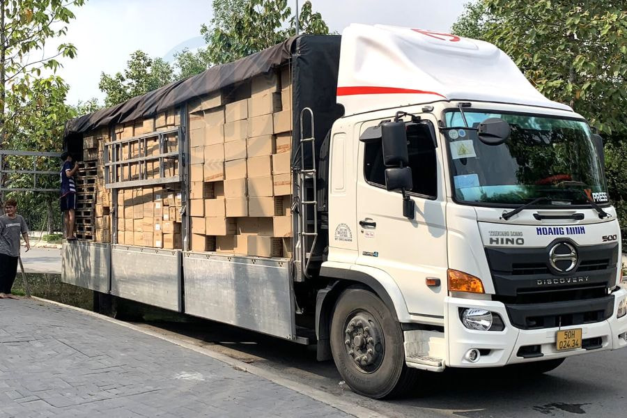 Chành xe TPHCM Vĩnh Long Quỳnh Nhi: Gửi hàng nhẹ tênh, không lo rủi ro