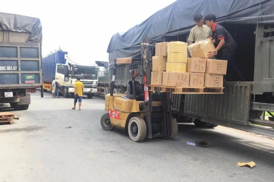 Tại sao nên gửi hàng đi Châu Đốc bằng chành xe Quỳnh Nhi