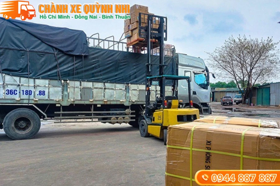 Dịch vụ chành xe giao hàng đi Bình Dương bàn giao hàng tận nơi giá rẻ